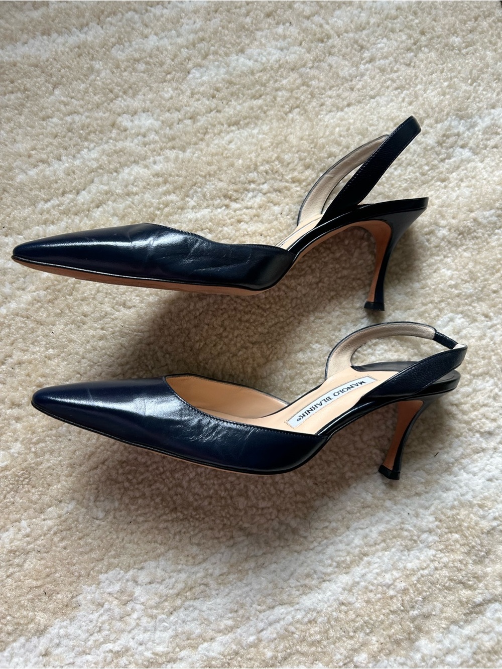 Manolo Blahnik Navy Leather Slingback Kitten Heels EU 38 - Picture 3 of 6
